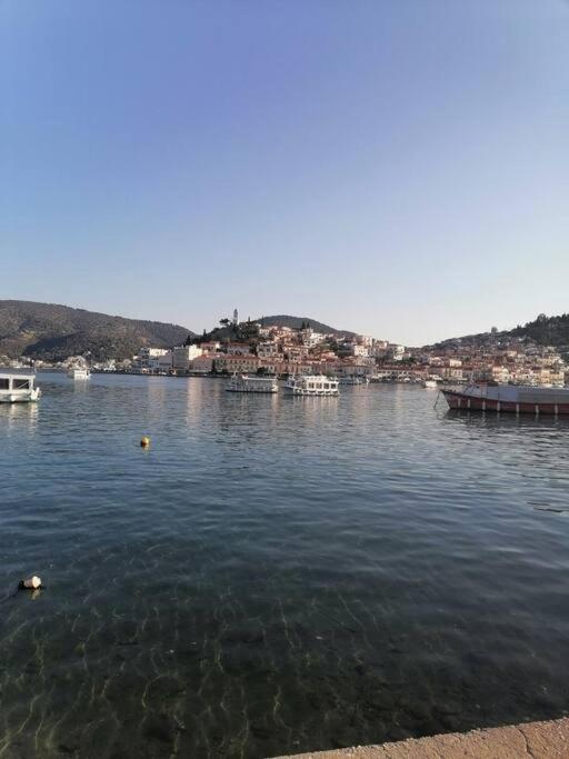 Suiteviewporos Galatás Luaran gambar